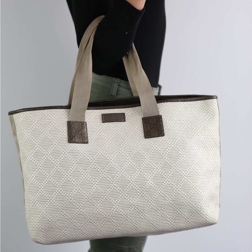 Gucci Carryall Bag